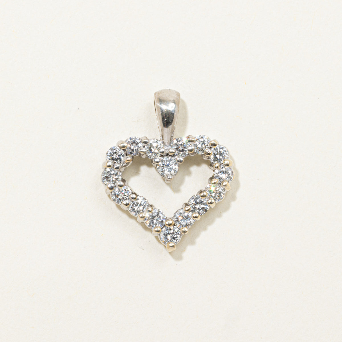 18k Diamond Heart Pendant | 0.90ctw