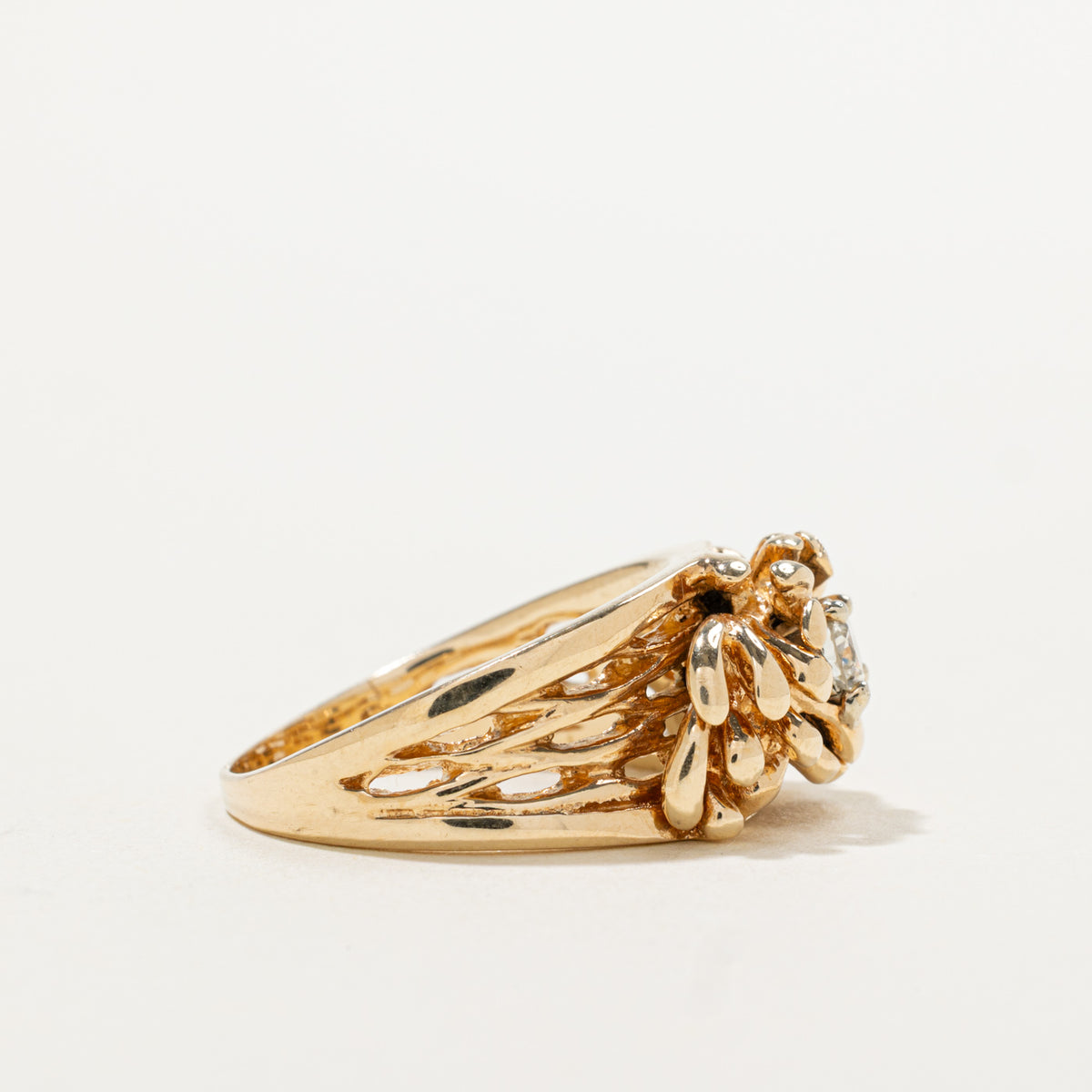 14k Solitaire Diamond Textured Swirl Ring | 0.25ct VS2 G | SZ 7.5