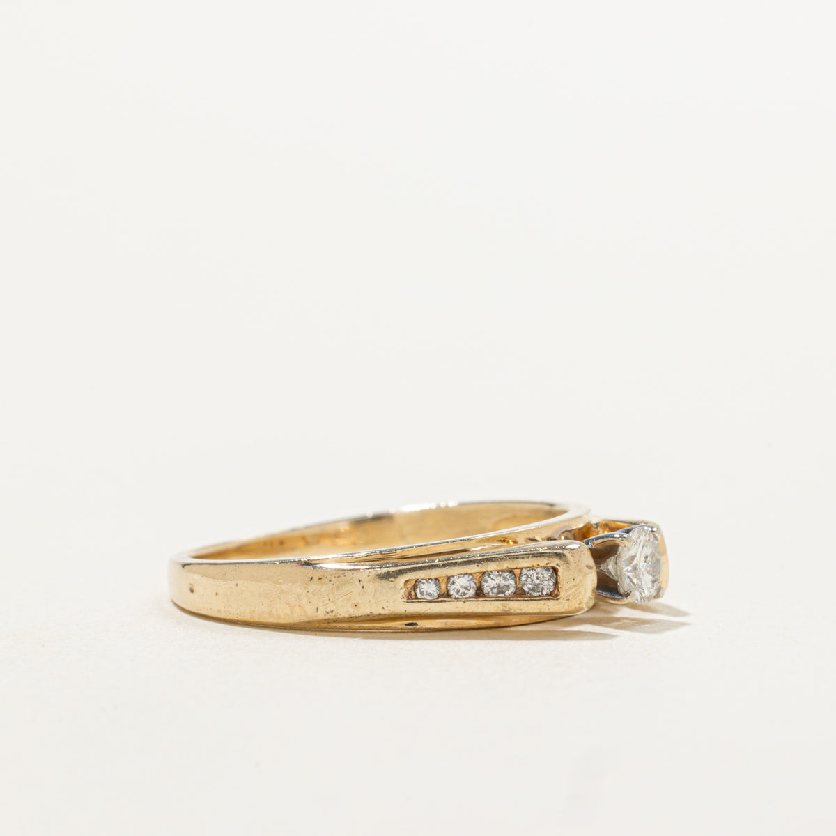 14k Diamond Channel Set Accented Ring | 0.20ctw | SZ 6.75