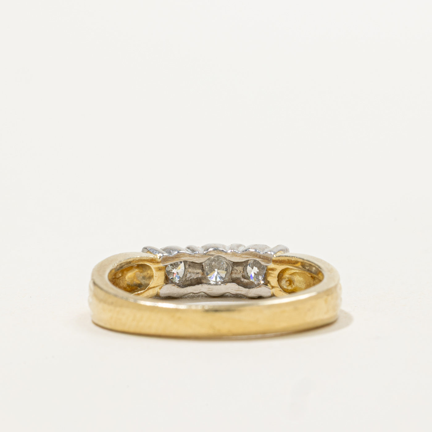 Three Stone Diamond Grooved Ring | 0.60ctw | SZ 6.5