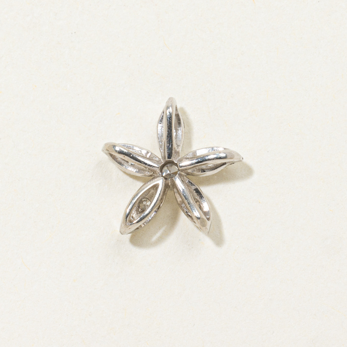 14k Diamond Flower Pendant | 0.03ctw