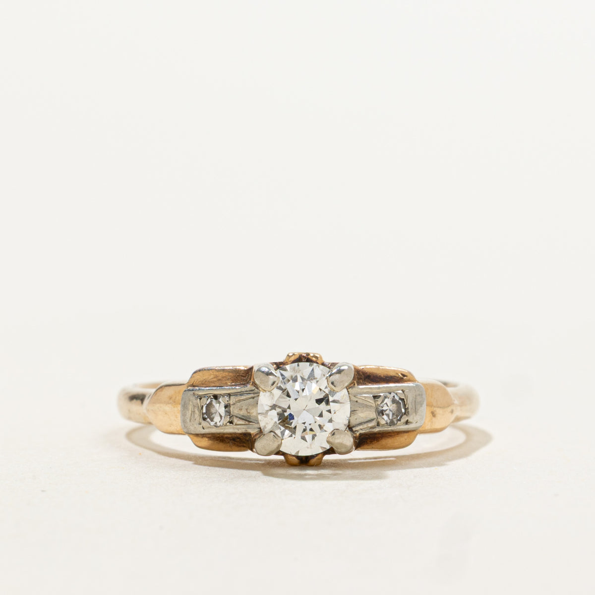 10k Diamond Accented Textured Ring | 0.32ctw | SZ 5.5