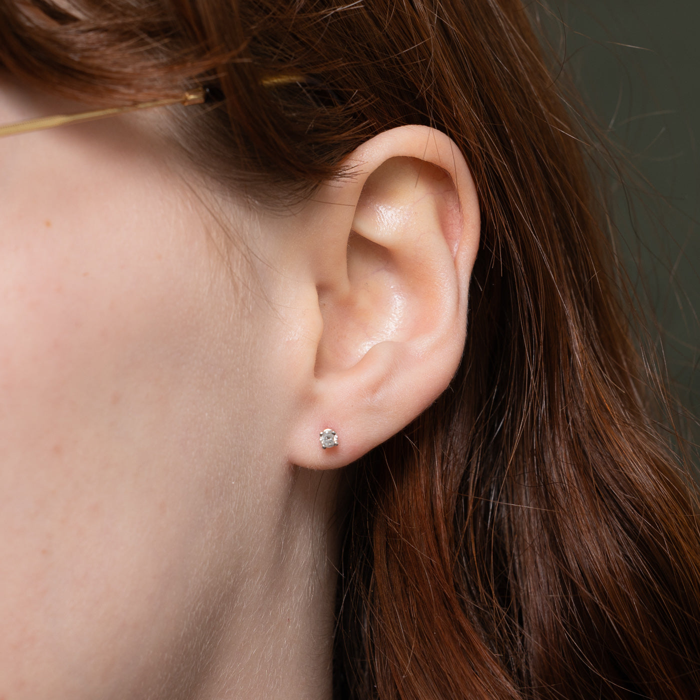 10k Round Brilliant Diamond Stud Earrings | 0.17ctw