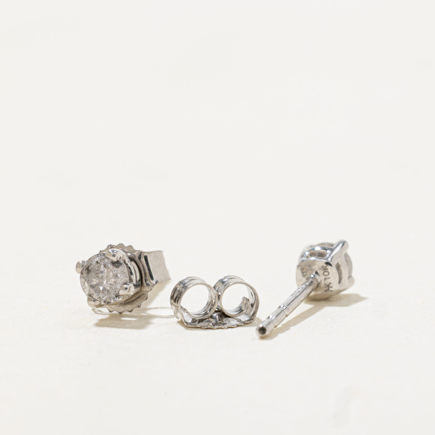 10k Round Brilliant Diamond Stud Earrings | 0.17ctw