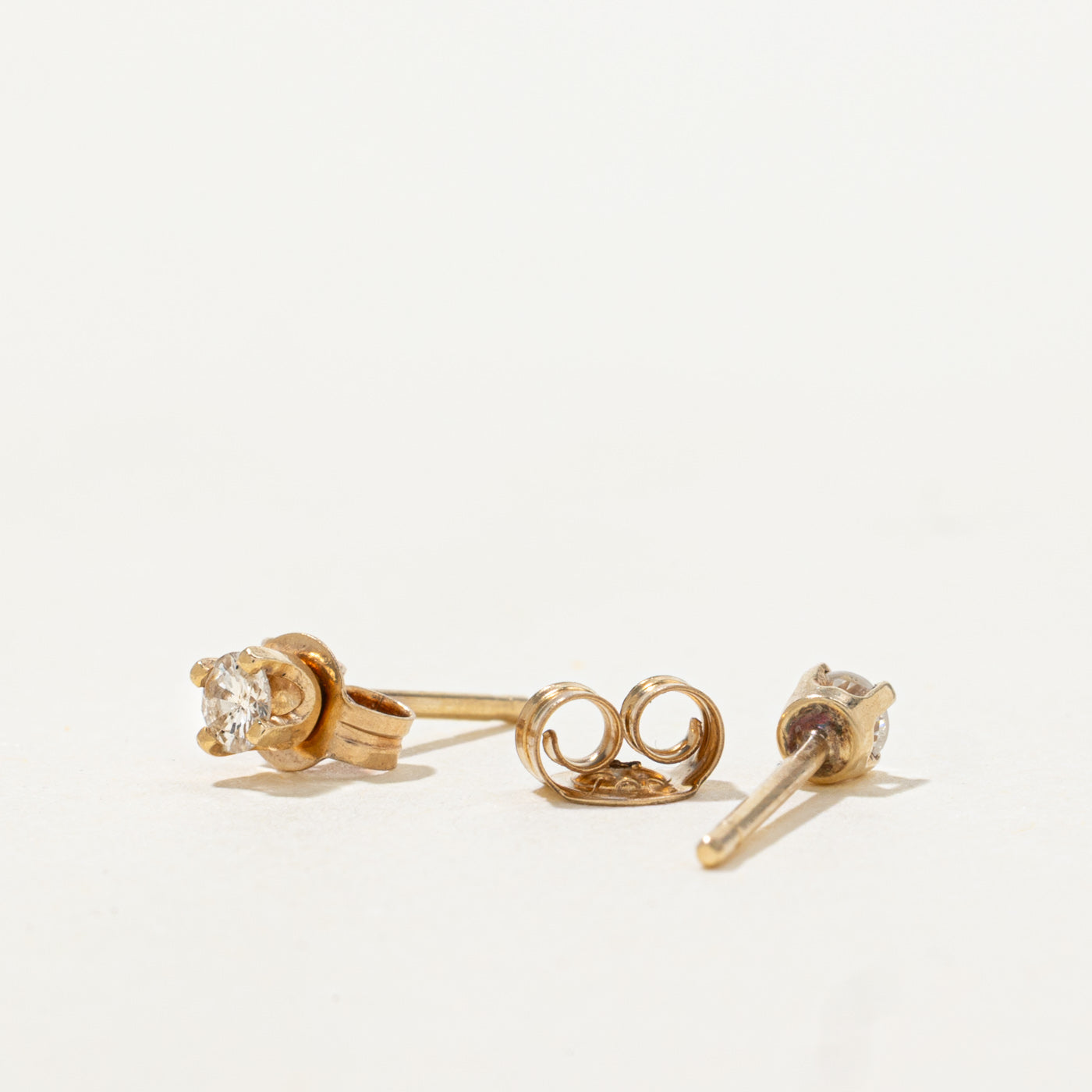 10k Diamond Petite Stud Earrings | 0.15ctw