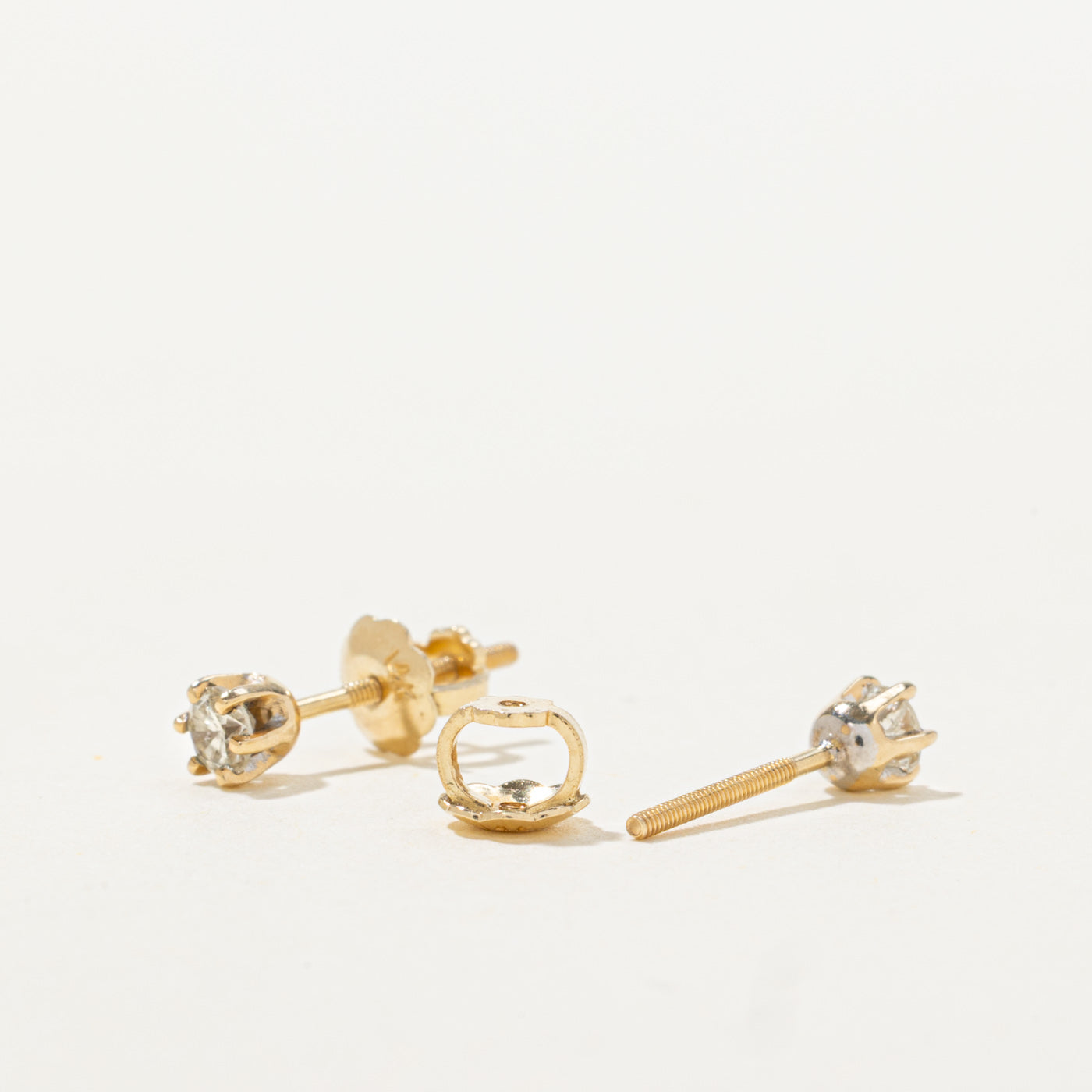 14k Solitaire Diamond Stud Earrings | 0.20ctw