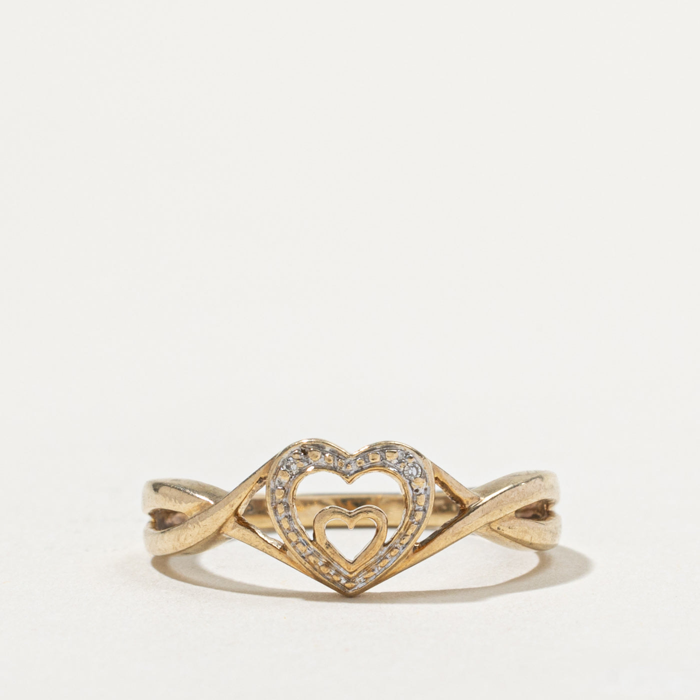 9k Diamond Heart Crossover Ring | SZ 7.5