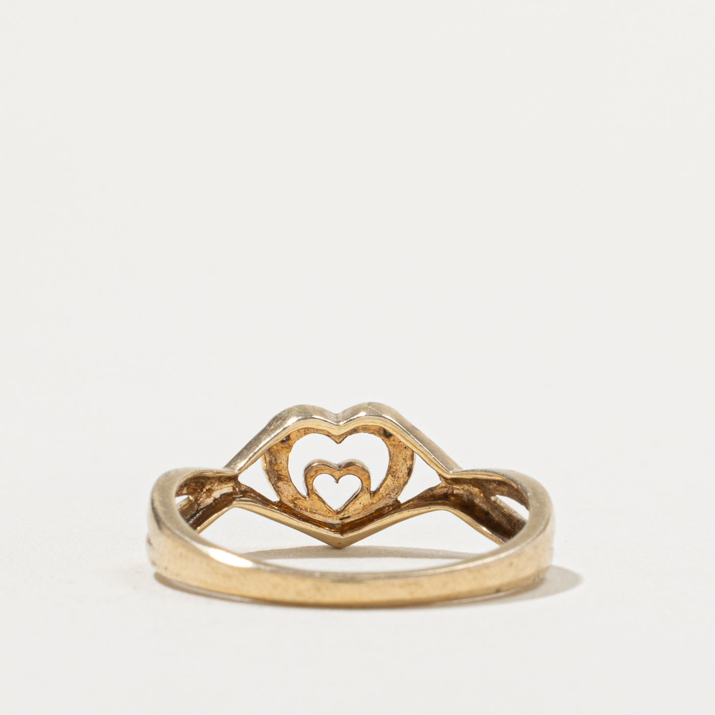 9k Diamond Heart Crossover Ring | SZ 7.5