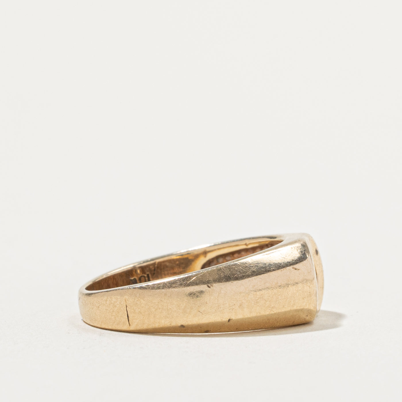 10k Inset Diamond Signet Ring | SZ 8.25