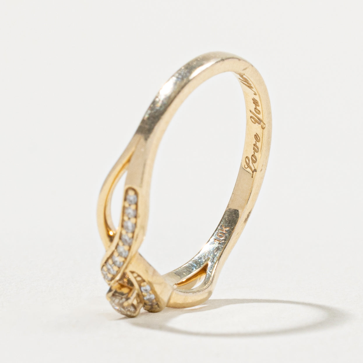 10k Semi Eternity Diamond Crossover Ring | SZ 6