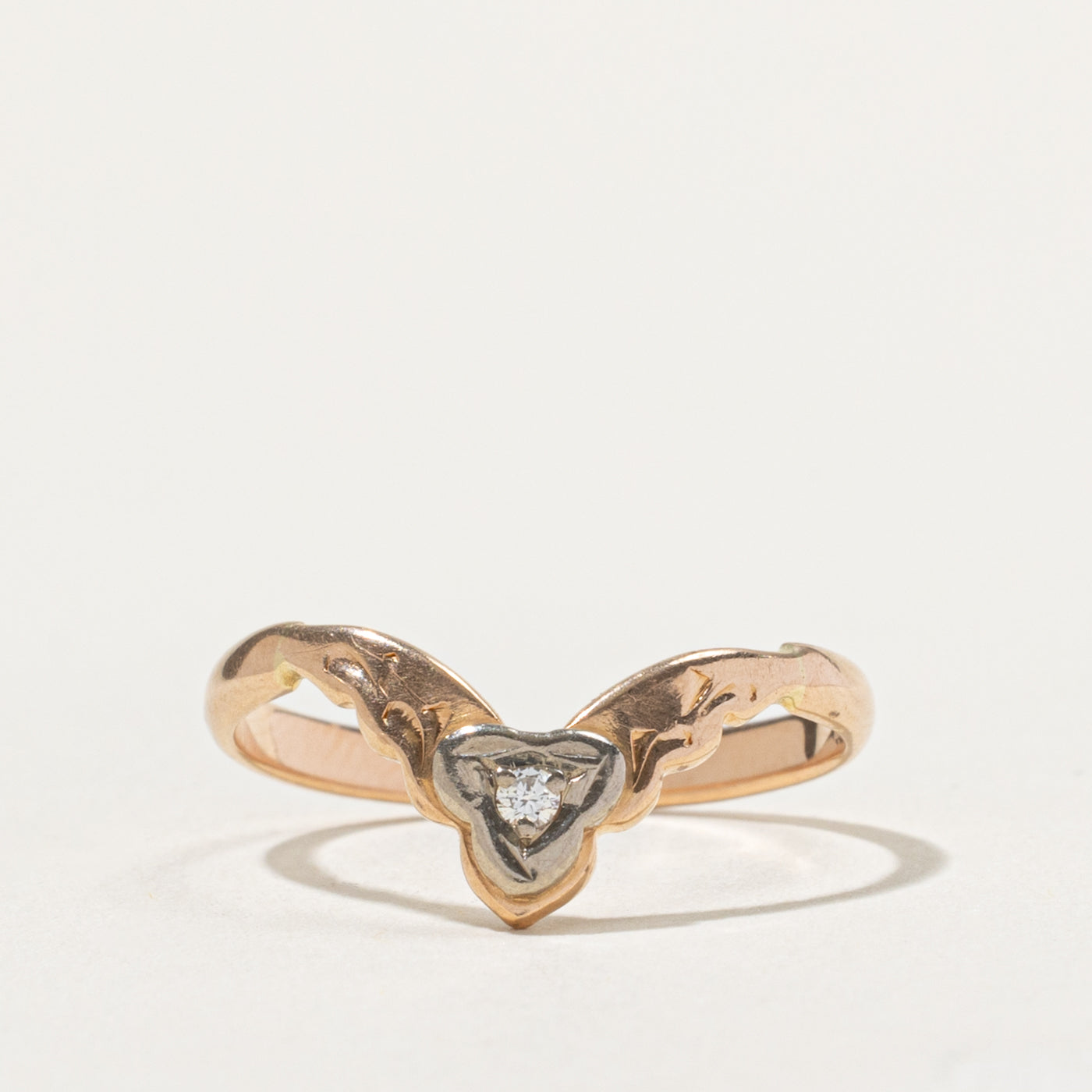 14k Diamond Textured Chevron Ring | SZ 7.25