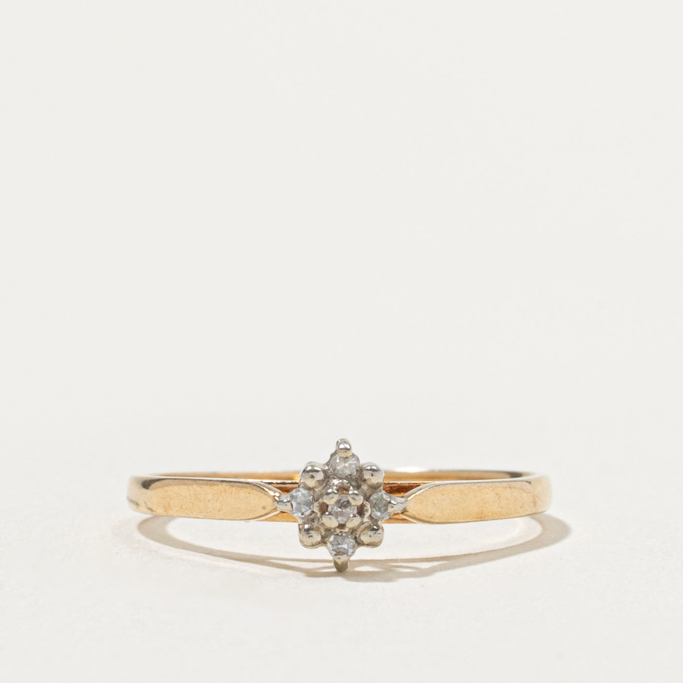 10k Diamond Floral Cluster Ring | SZ 6