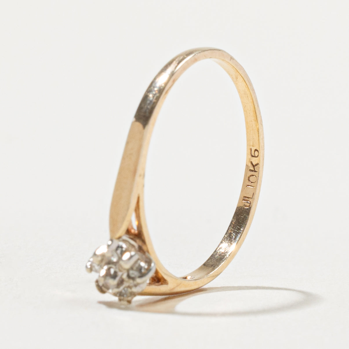 10k Diamond Floral Cluster Ring | SZ 6