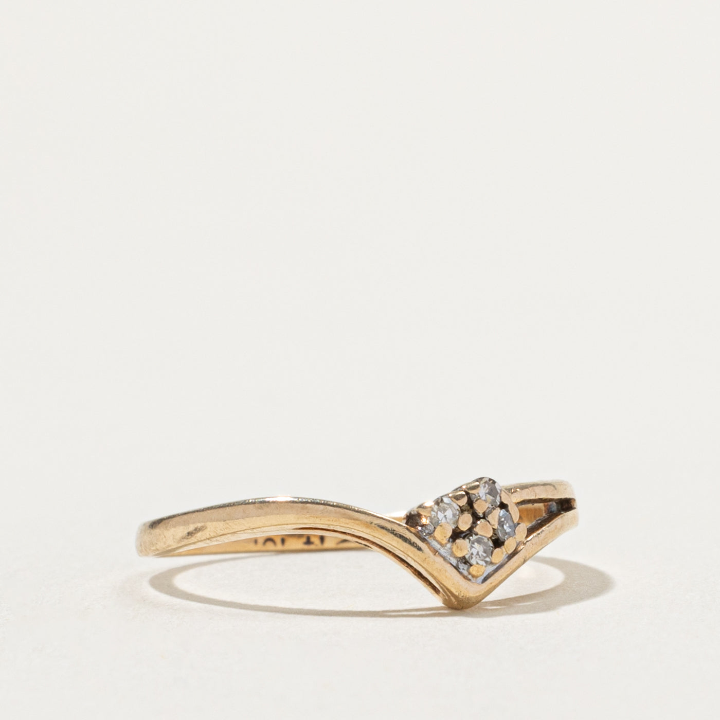 10k Diamond Cluster Chevron Ring | SZ 6.25