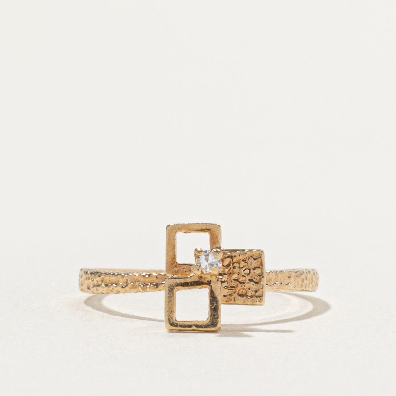 10k Diamond Textured Geometric Ring | SZ 4.75