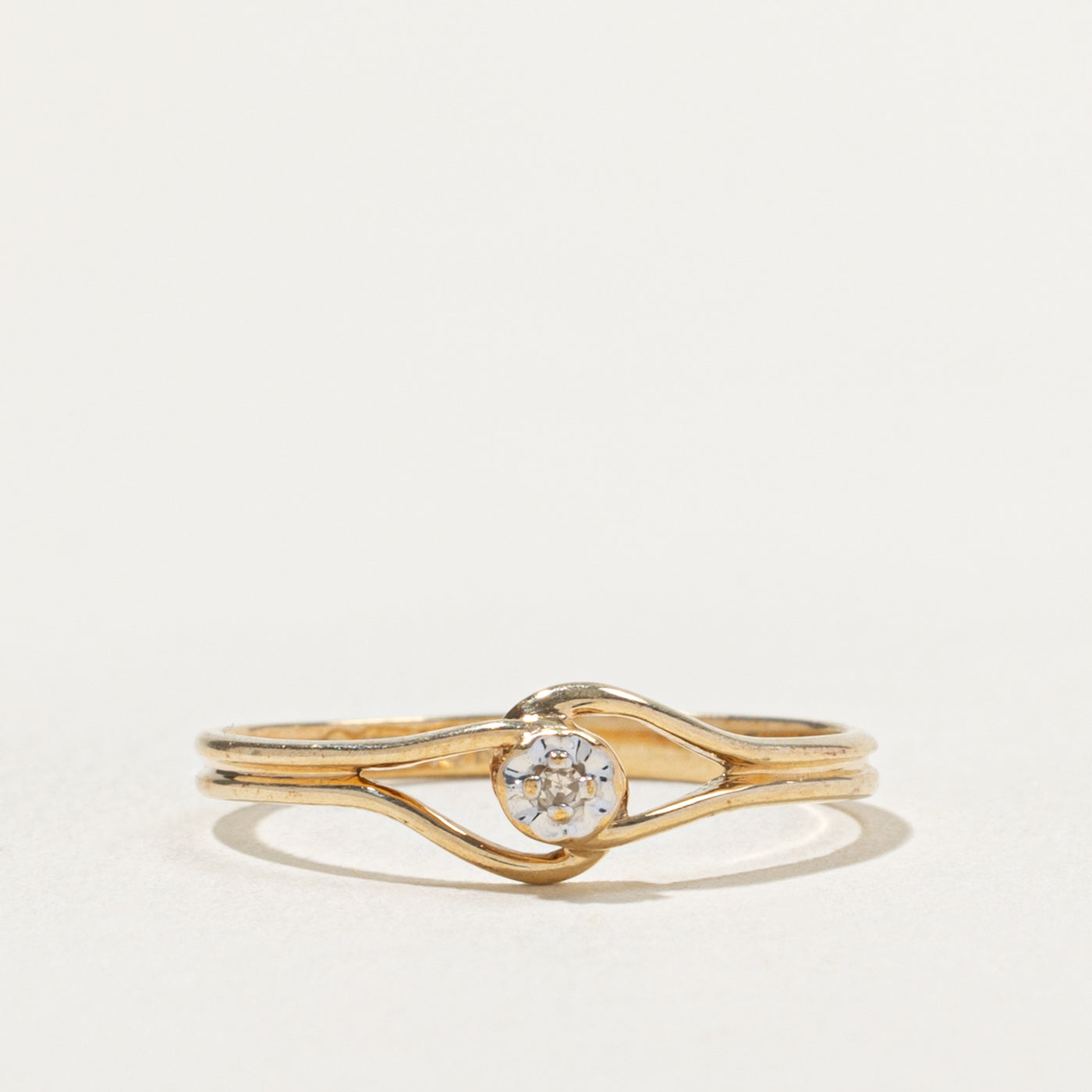 10k  Illusion Set Diamond Open Shank Ring | SZ 7.25