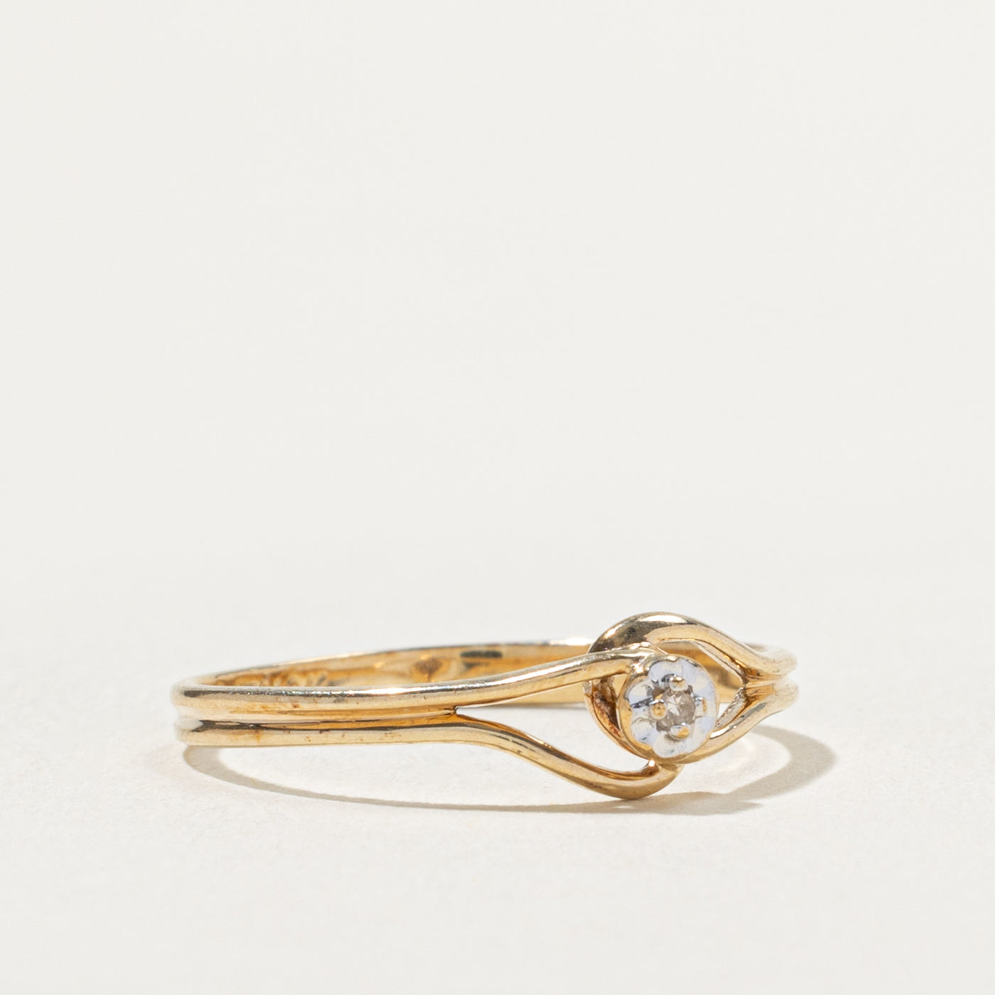 10k  Illusion Set Diamond Open Shank Ring | SZ 7.25