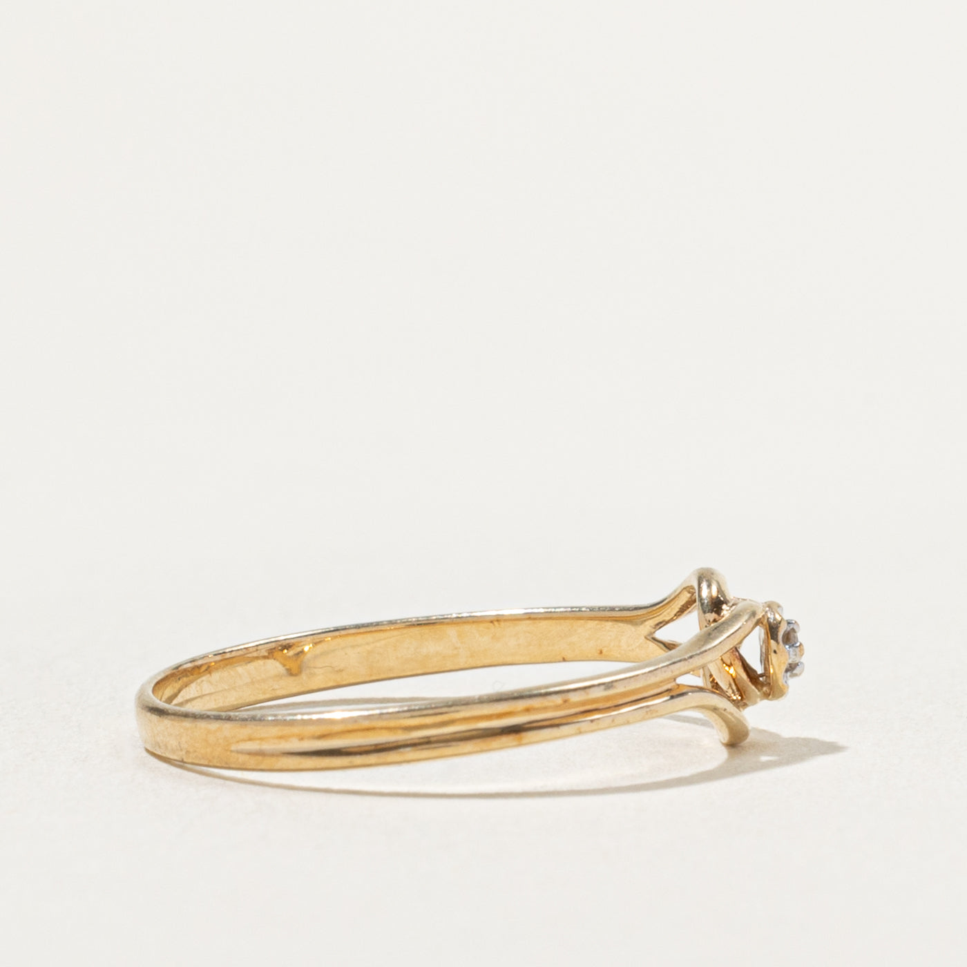 10k  Illusion Set Diamond Open Shank Ring | SZ 7.25