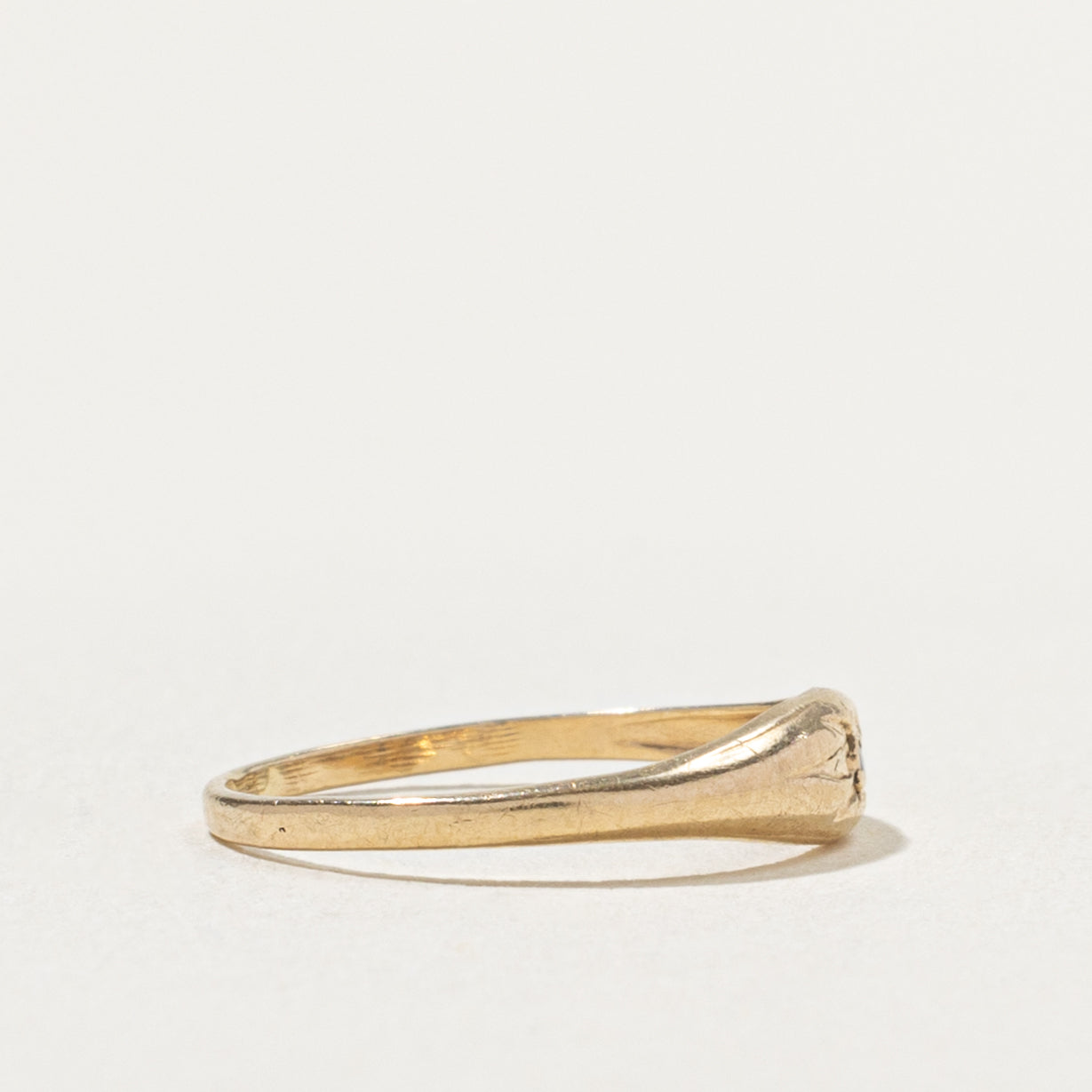 10k Star Set Diamond Tapered Ring | SZ 3