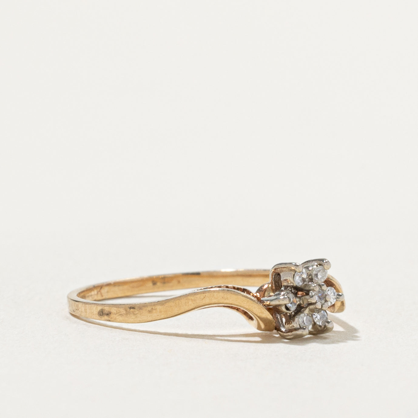 10k Diamond Floral Cluster Ring | SZ 5.25