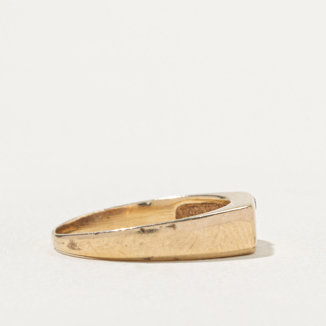 14k Diagonal Diamond Thin Signet Ring | SZ 4.75