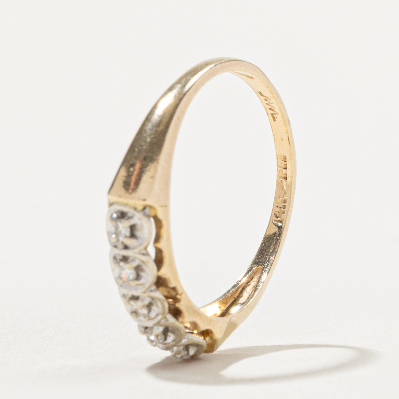 14k Illusion Set Five Stone Diamond Ring | SZ 6.5