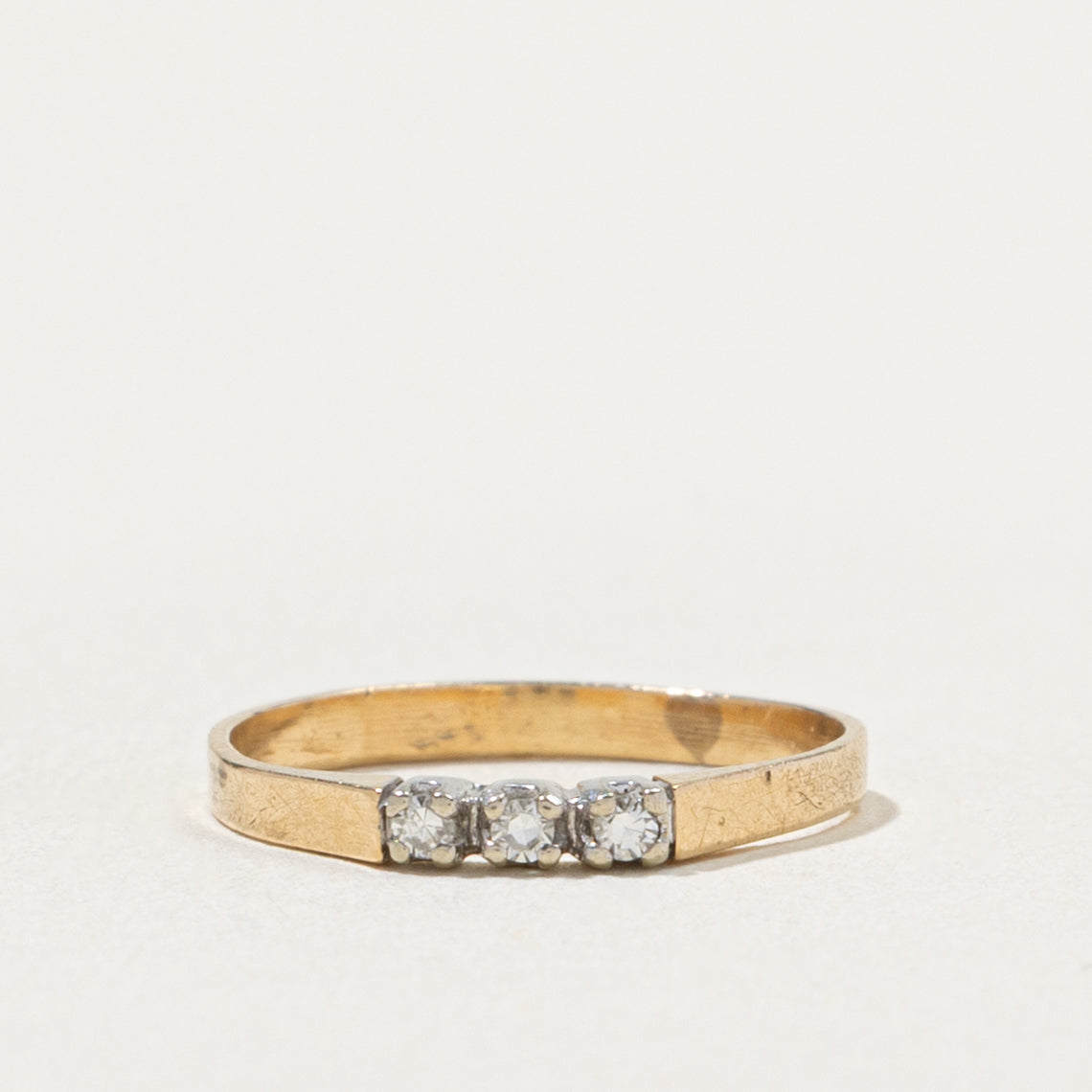 14k Three Stone Diamond Band | SZ 2.5