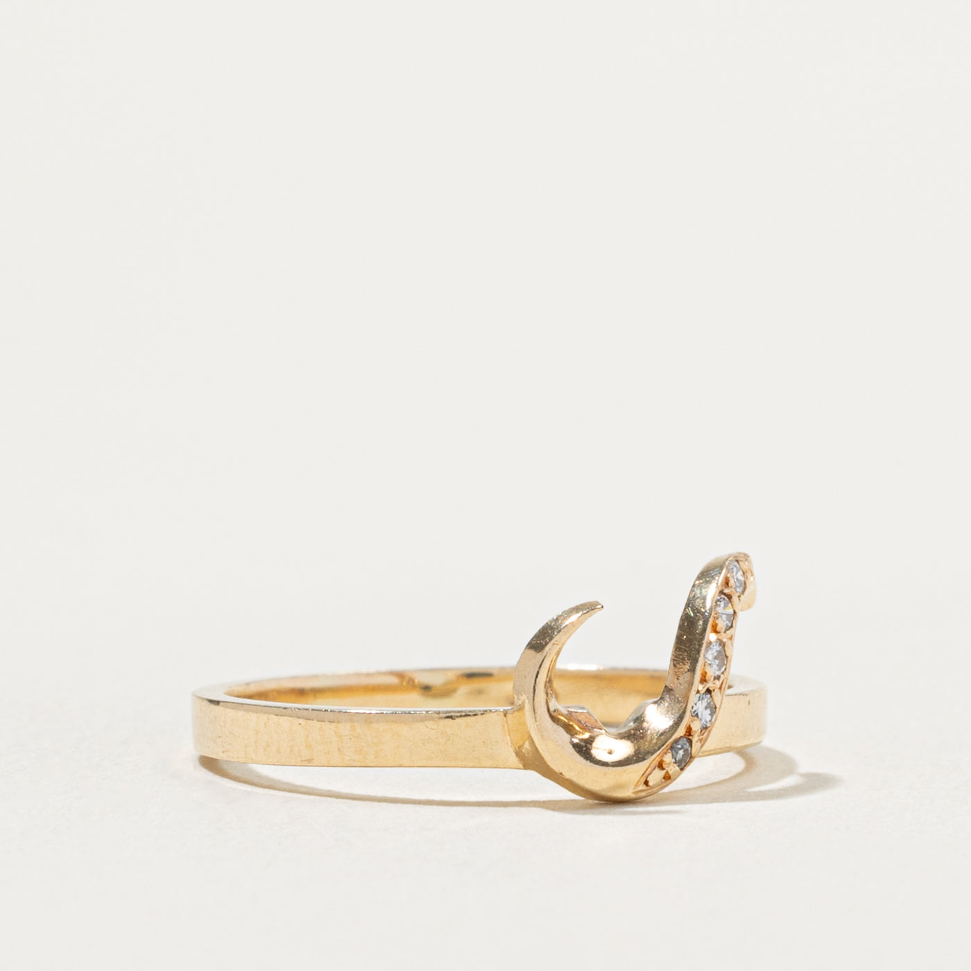 14k Diamond Wave Design Ring | SZ 7.5