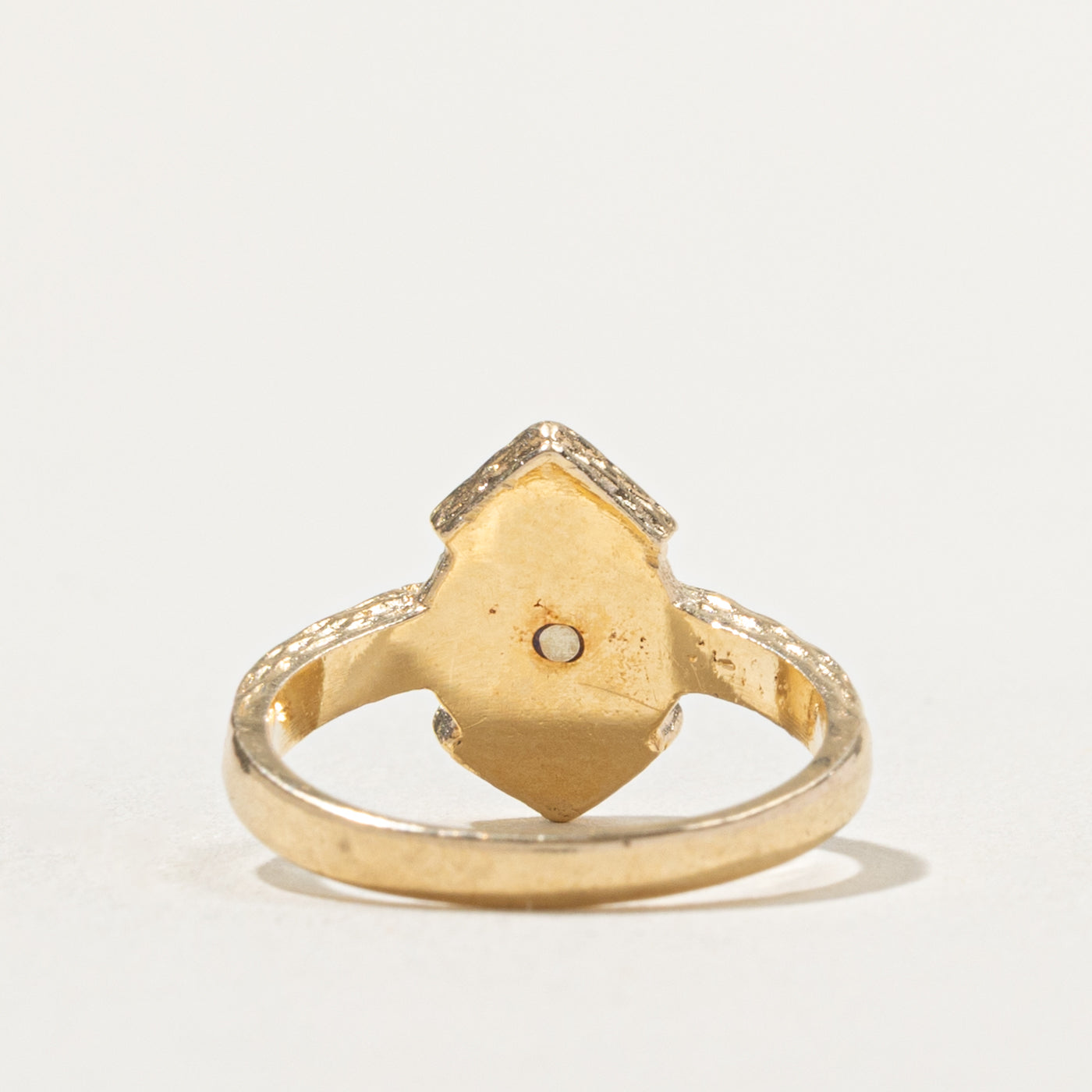14k Single Diamond Textured Abstract | SZ 5.5
