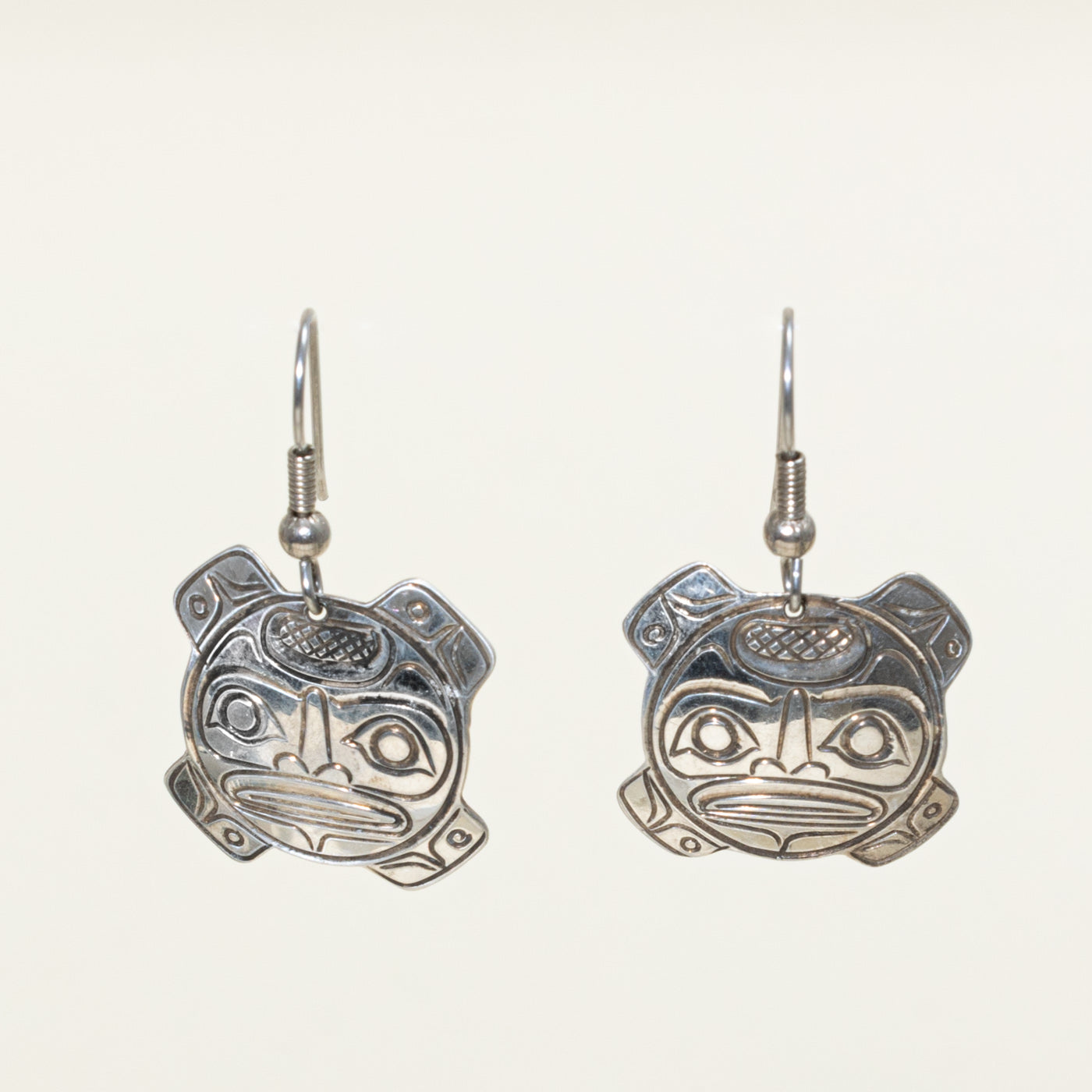 'Travis Henry' Sterling Silver Indigenous Carved Moon Earrings