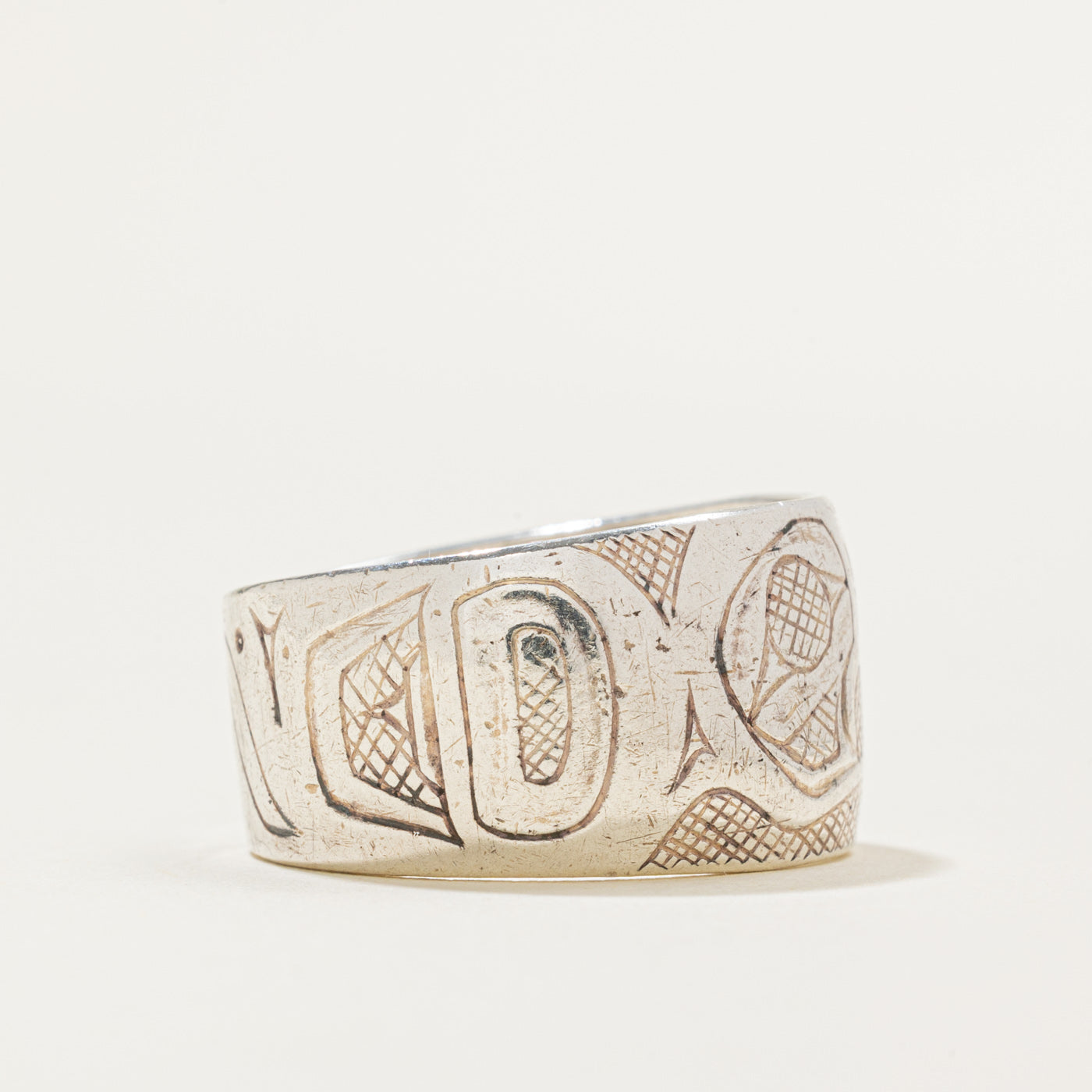 Sterling Silver Indigenous Carved Raven Ring | SZ 9.5