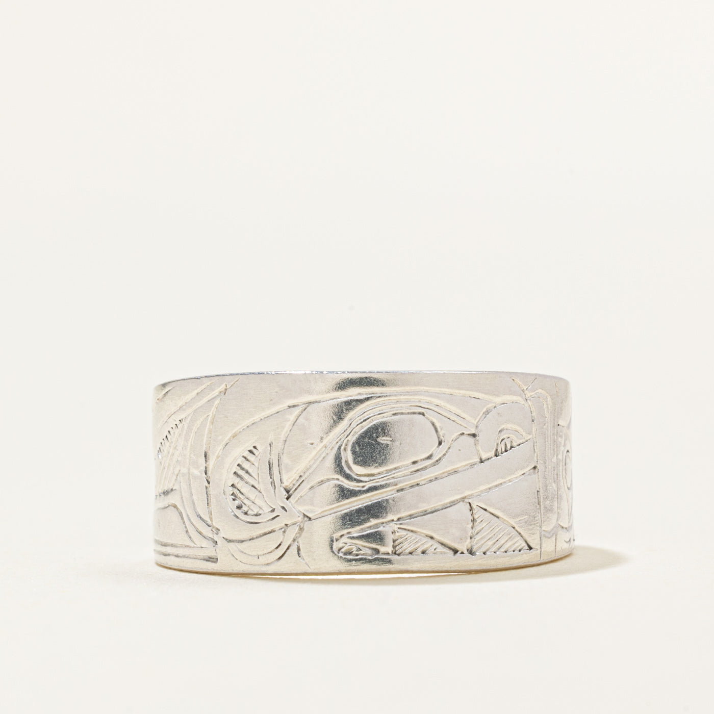 Sterling Silver Indigenous Carved Whale Ring | SZ 6.5