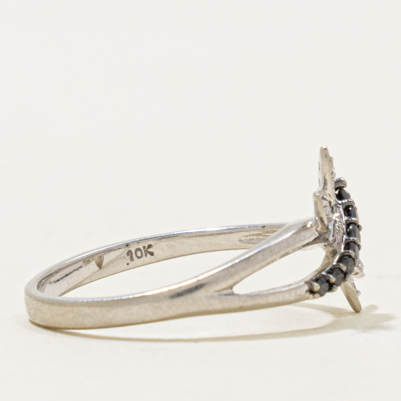10k Black & White Diamond Dragonfly Ring | 0.10ctw | SZ 7.25