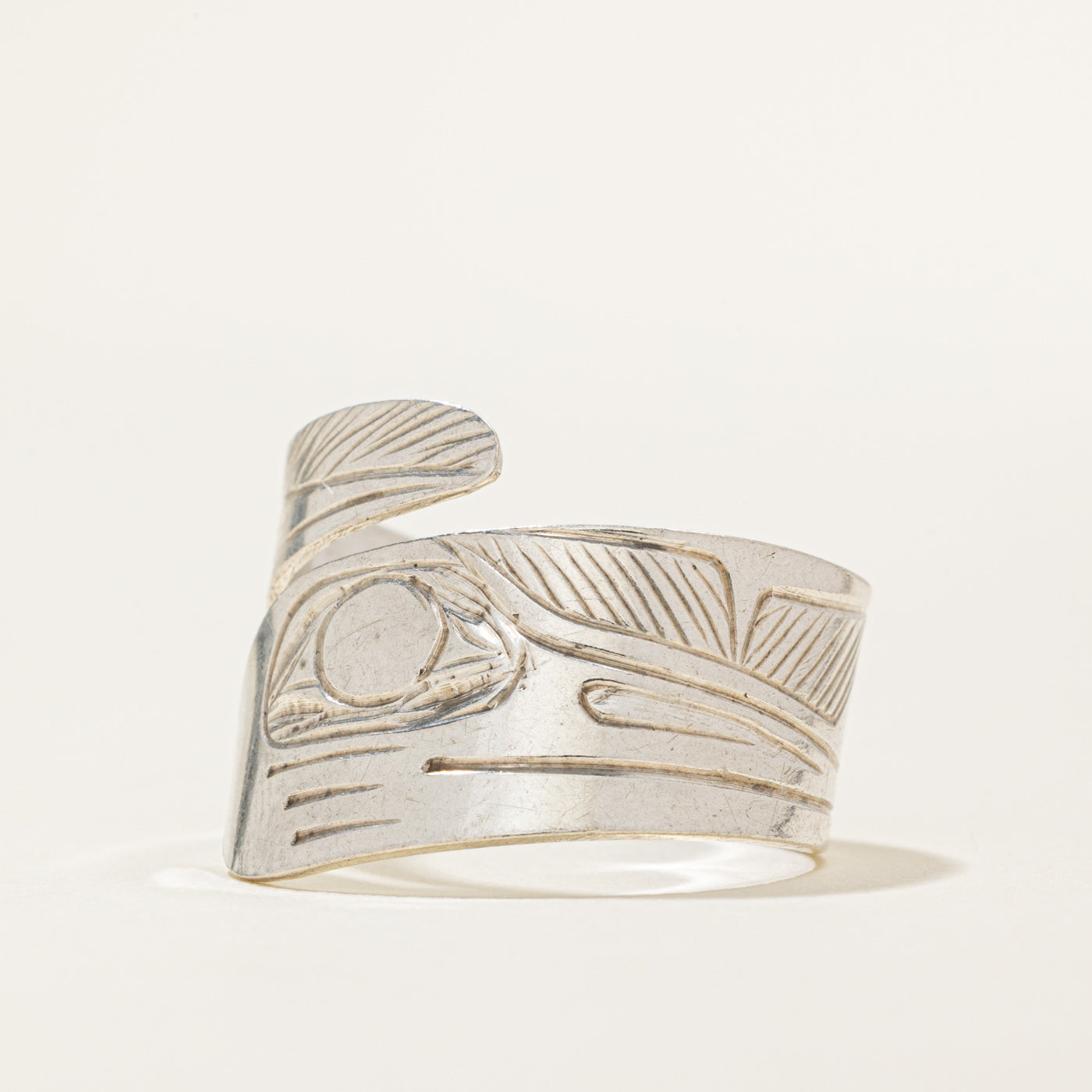 Sterling Silver Indigenous Carved Hummingbird Bypass Ring | SZ 9.0