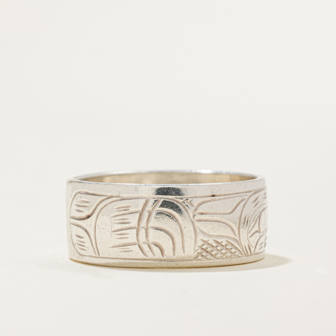 Sterling Silver Indigenous Carved Bear Ring | 10mm | SZ 11.75