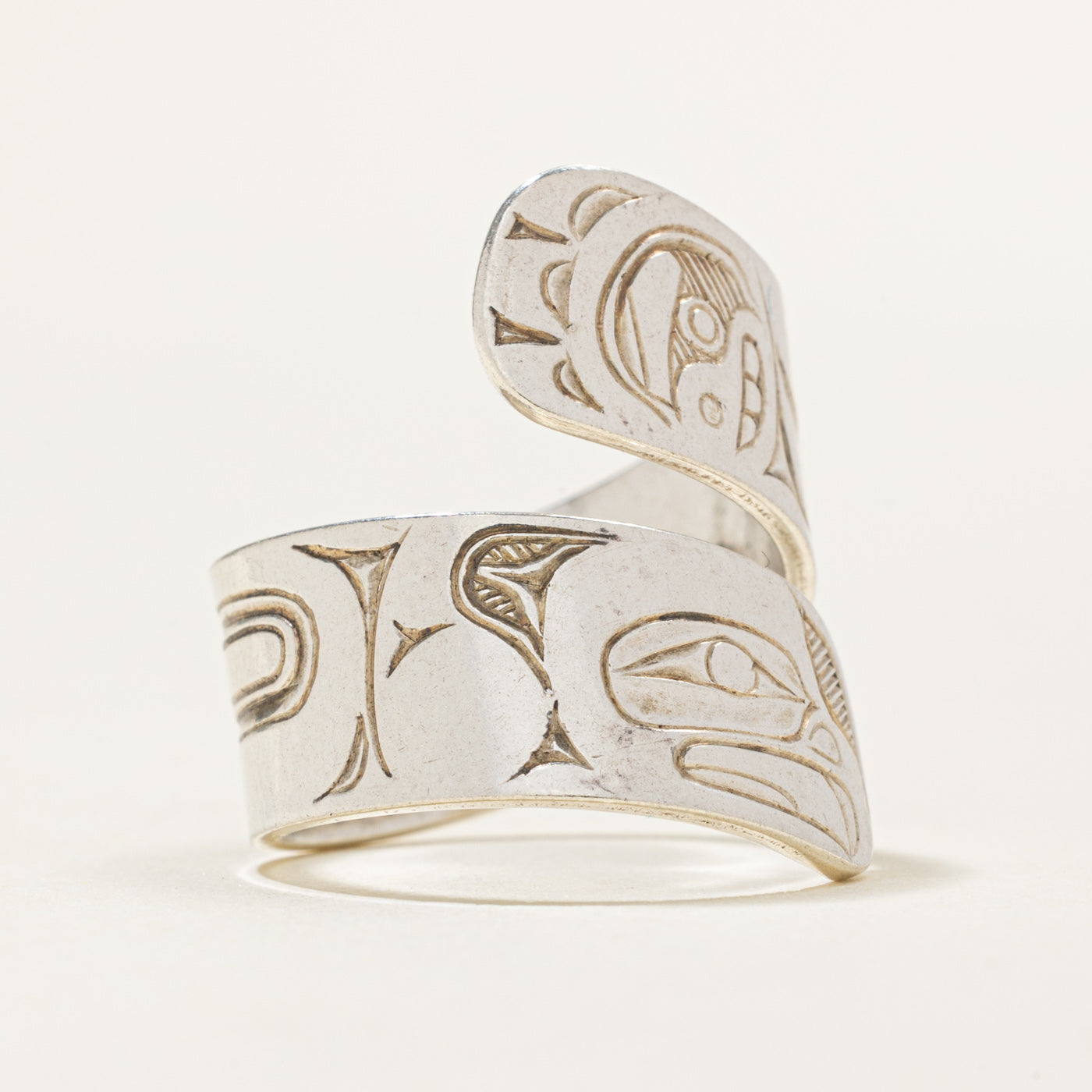 'Derek Wilson' Sterling Silver Indigenous Carved Eagle Bypass Ring | SZ 5.5