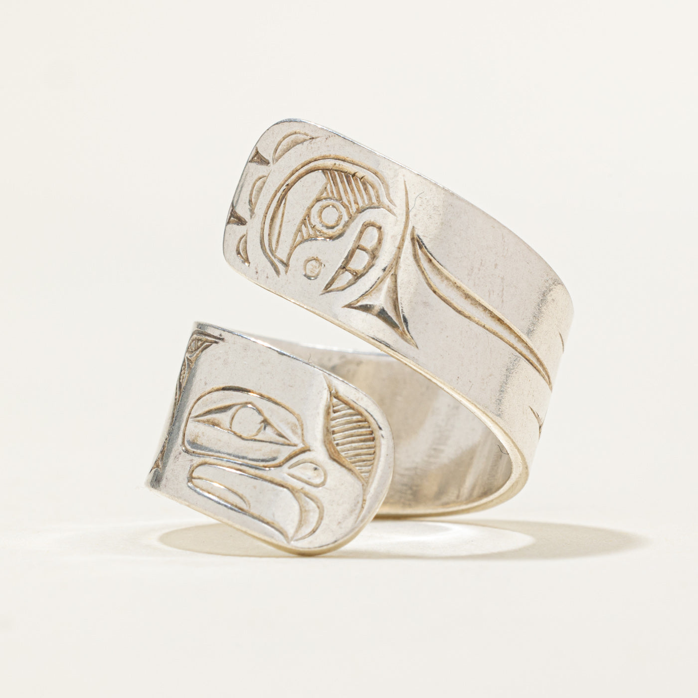 'Derek Wilson' Sterling Silver Indigenous Carved Eagle Bypass Ring | SZ 5.5