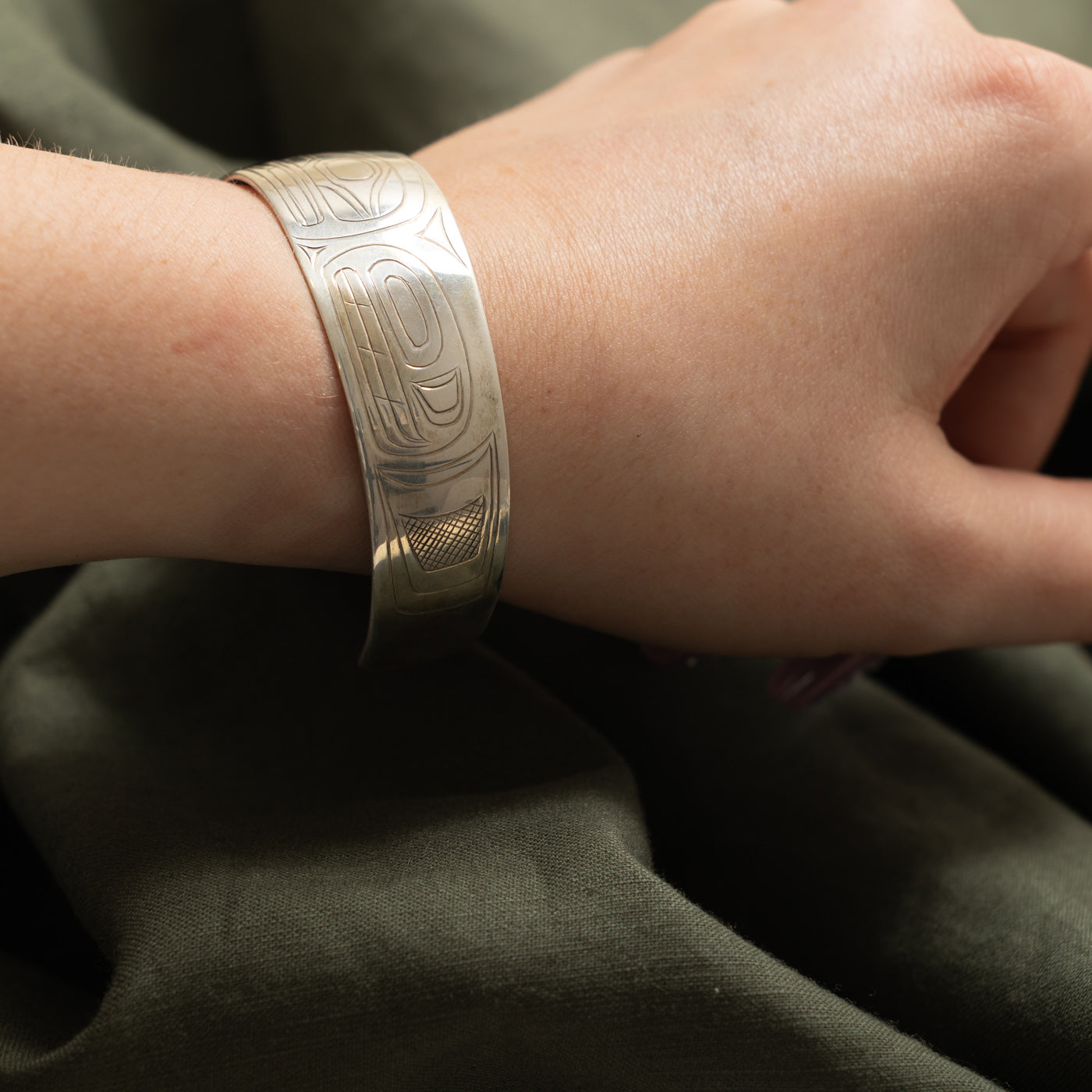 Sterling Silver Indigenous Carved Orca Cuff | 6"