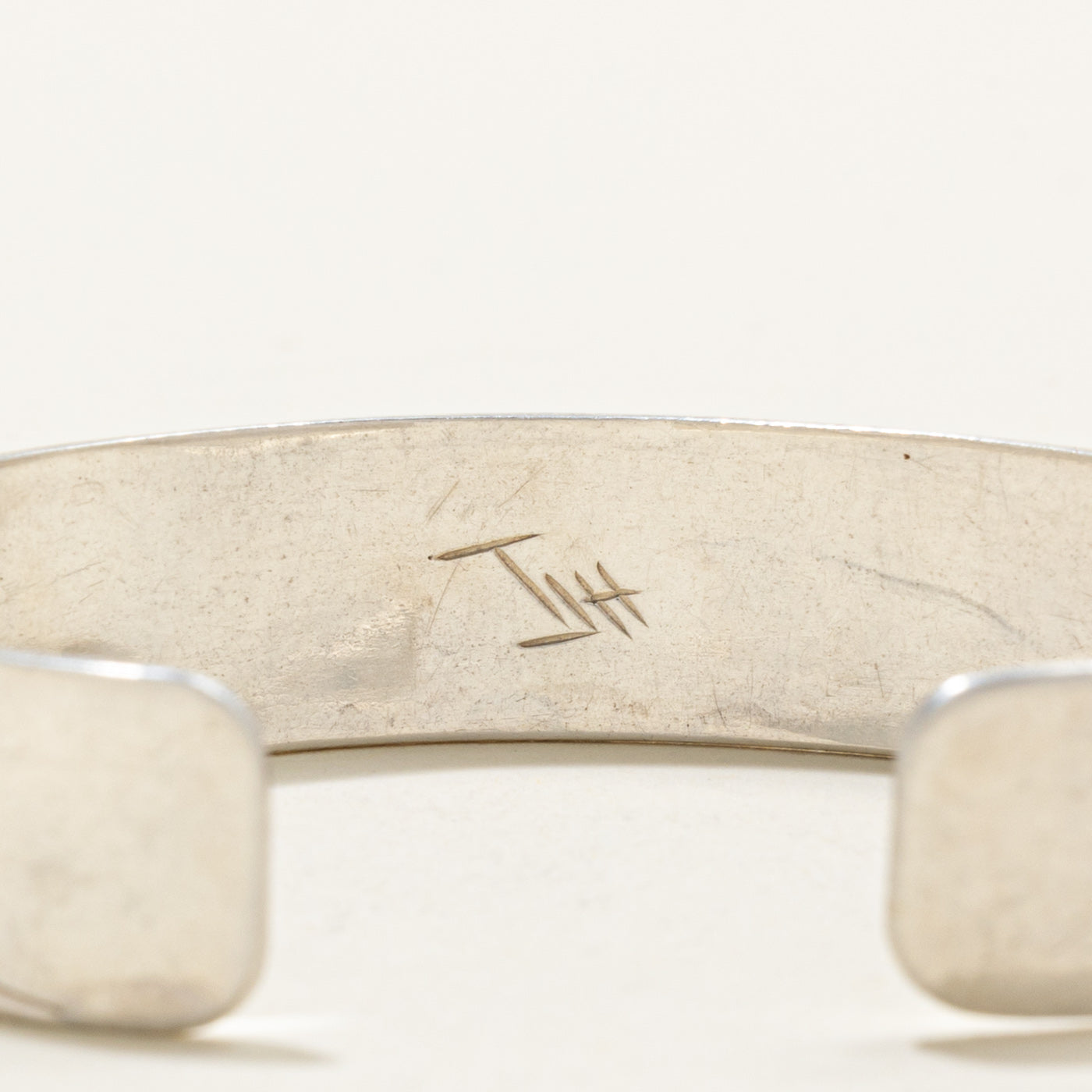 'Travis Henry' Sterling Silver Indigenous Carved Orca & Bird Cuff | 6"
