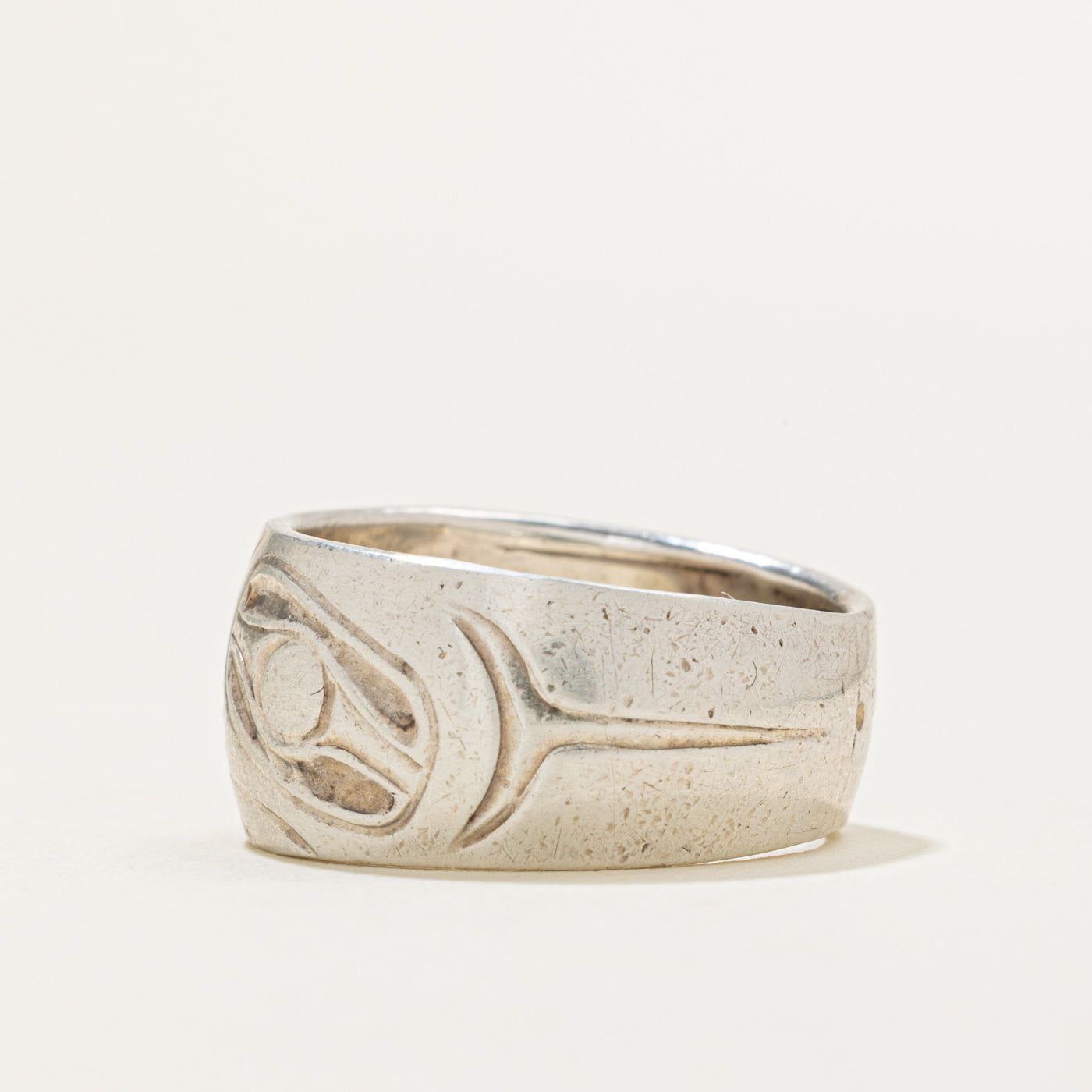 'Harold Alfred' Sterling Silver Indigenous Carved Frog Ring | SZ 5.75
