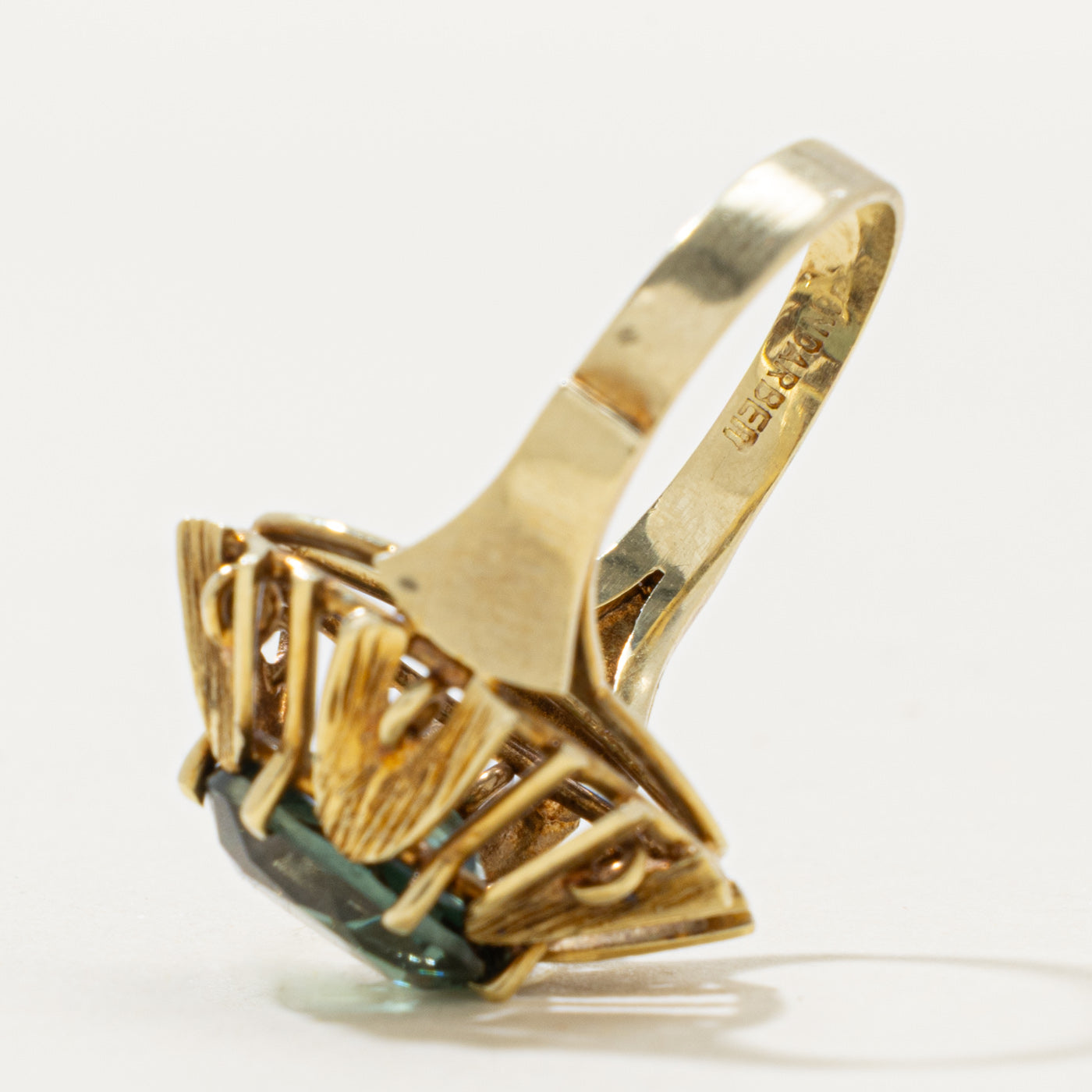 14k Synthetic Spinel Floral Cocktail Ring | 3.00ct | SZ 7.25