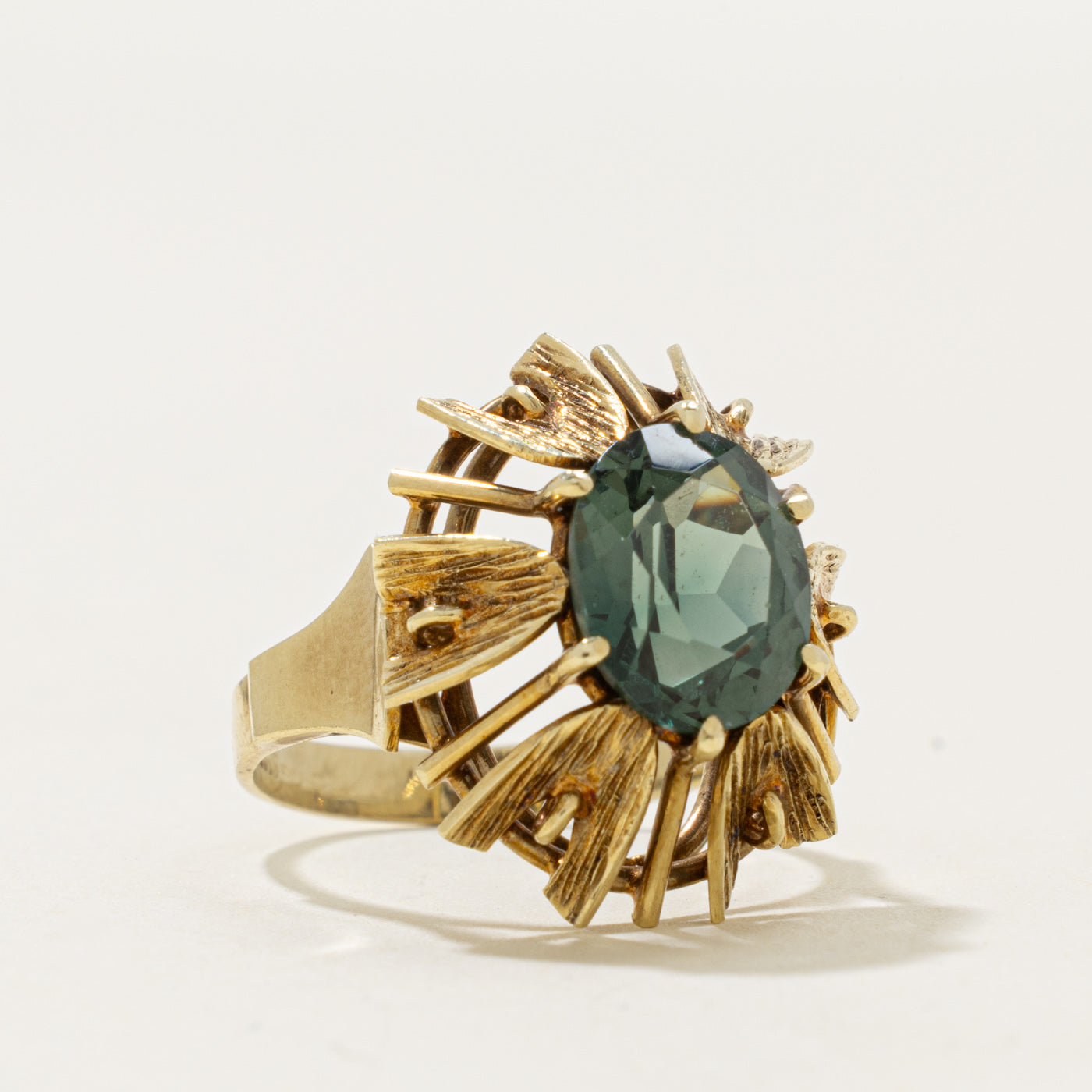 14k Synthetic Spinel Floral Cocktail Ring | 3.00ct | SZ 7.25
