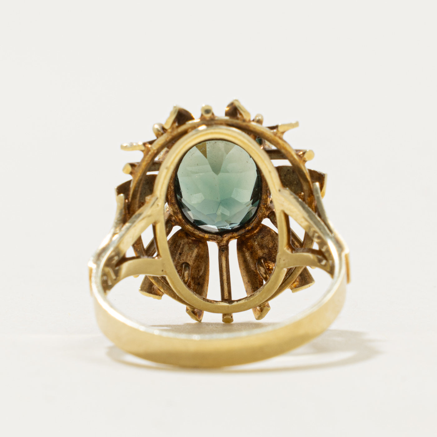 14k Synthetic Spinel Floral Cocktail Ring | 3.00ct | SZ 7.25