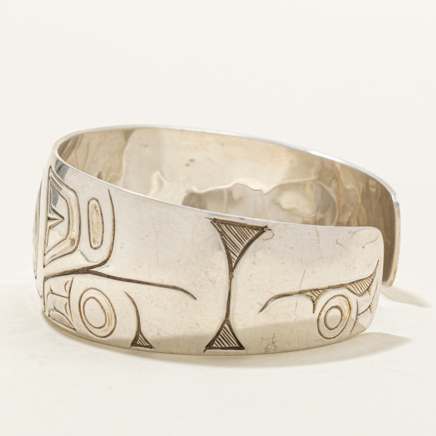 Sterling Silver Indigenous Carved Wolf Cuff | 6.5"