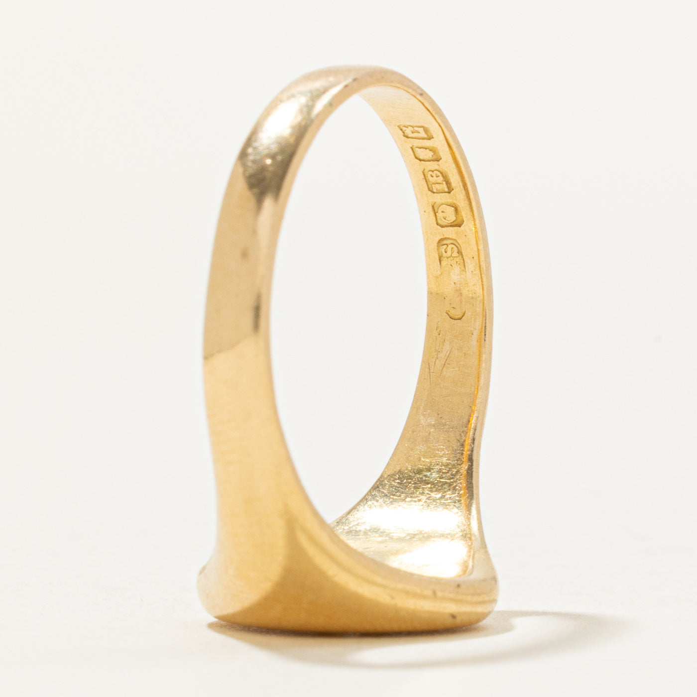 Edwardian 1918 London Star Set Diamond Signet Ring | 0.42ct SI2 H/I | 12.75