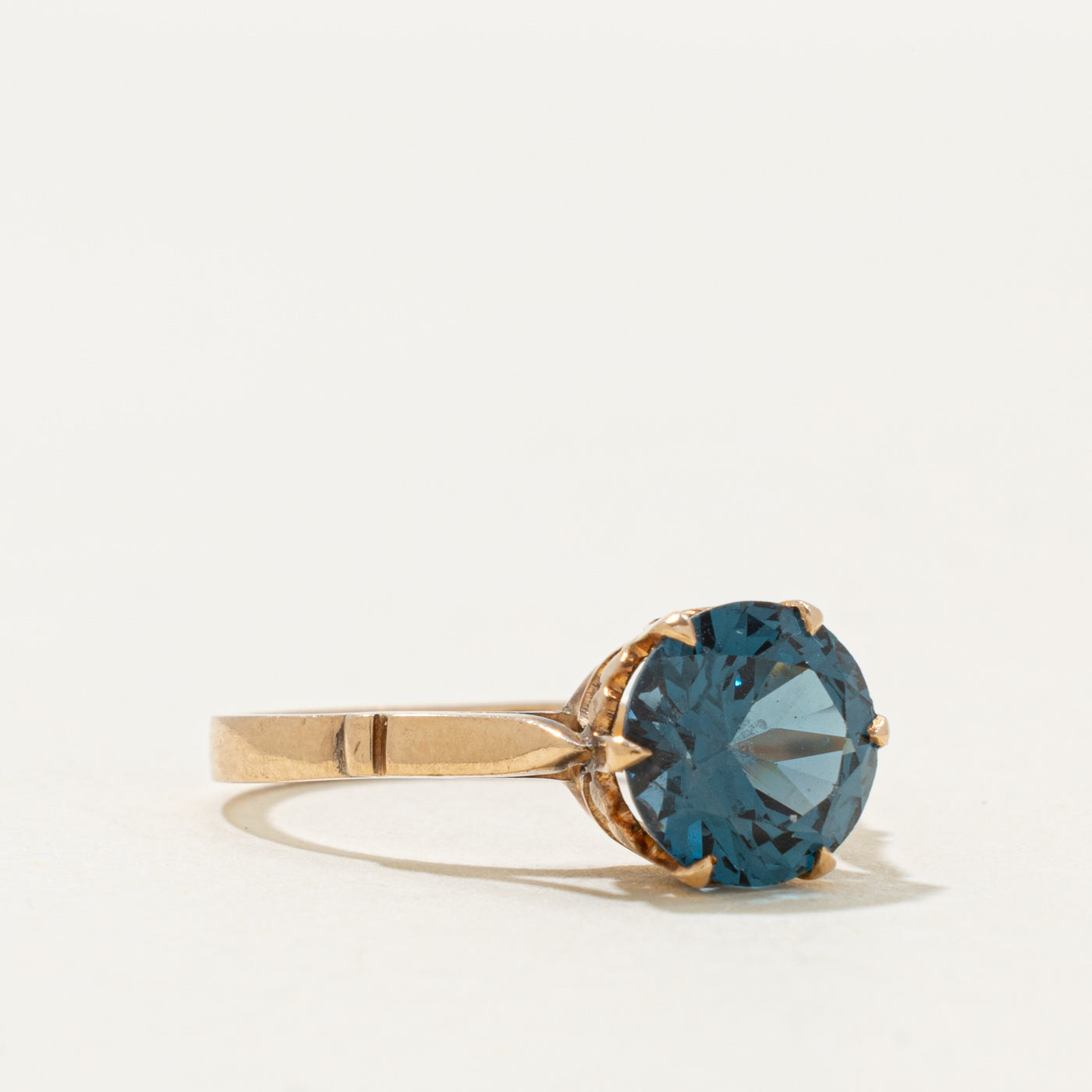 14k Solitaire Synthetic Spinel Ring | 2.50ct | SZ 7.5