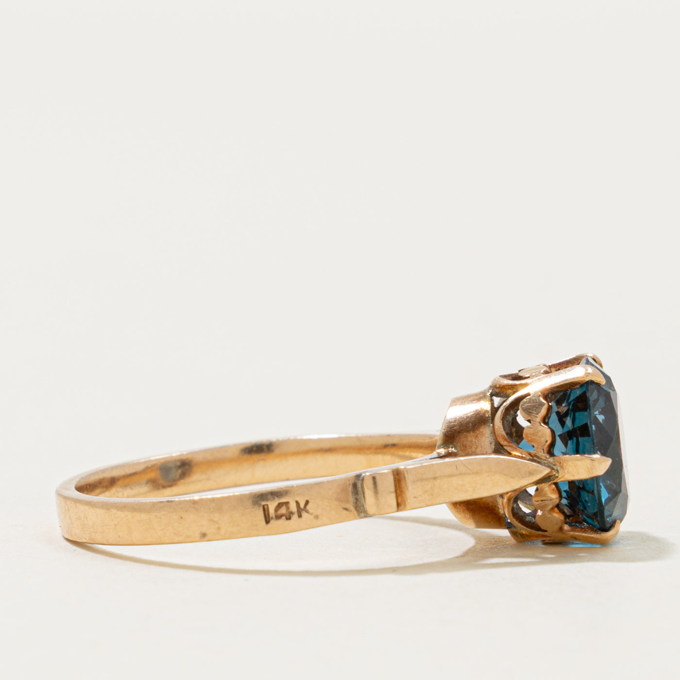 14k Solitaire Synthetic Spinel Ring | 2.50ct | SZ 7.5