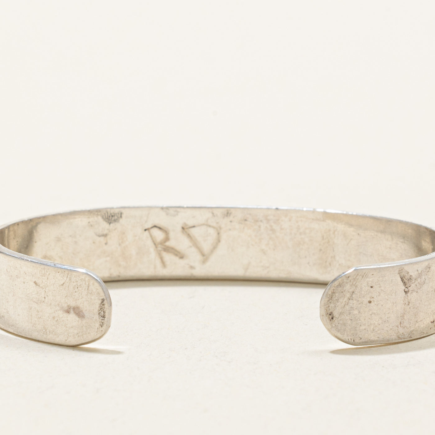 'Ray Dumont' Sterling Silver Indigenous Carved Eagle Baby Cuff | 3.5"