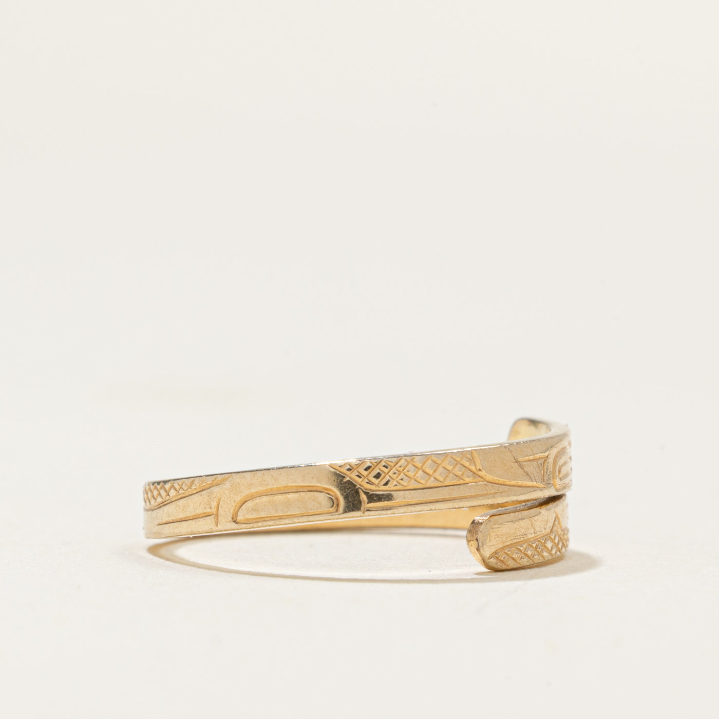14k Yellow Gold Indigenous Carved Eagle Bypass Ring | SZ 4.25