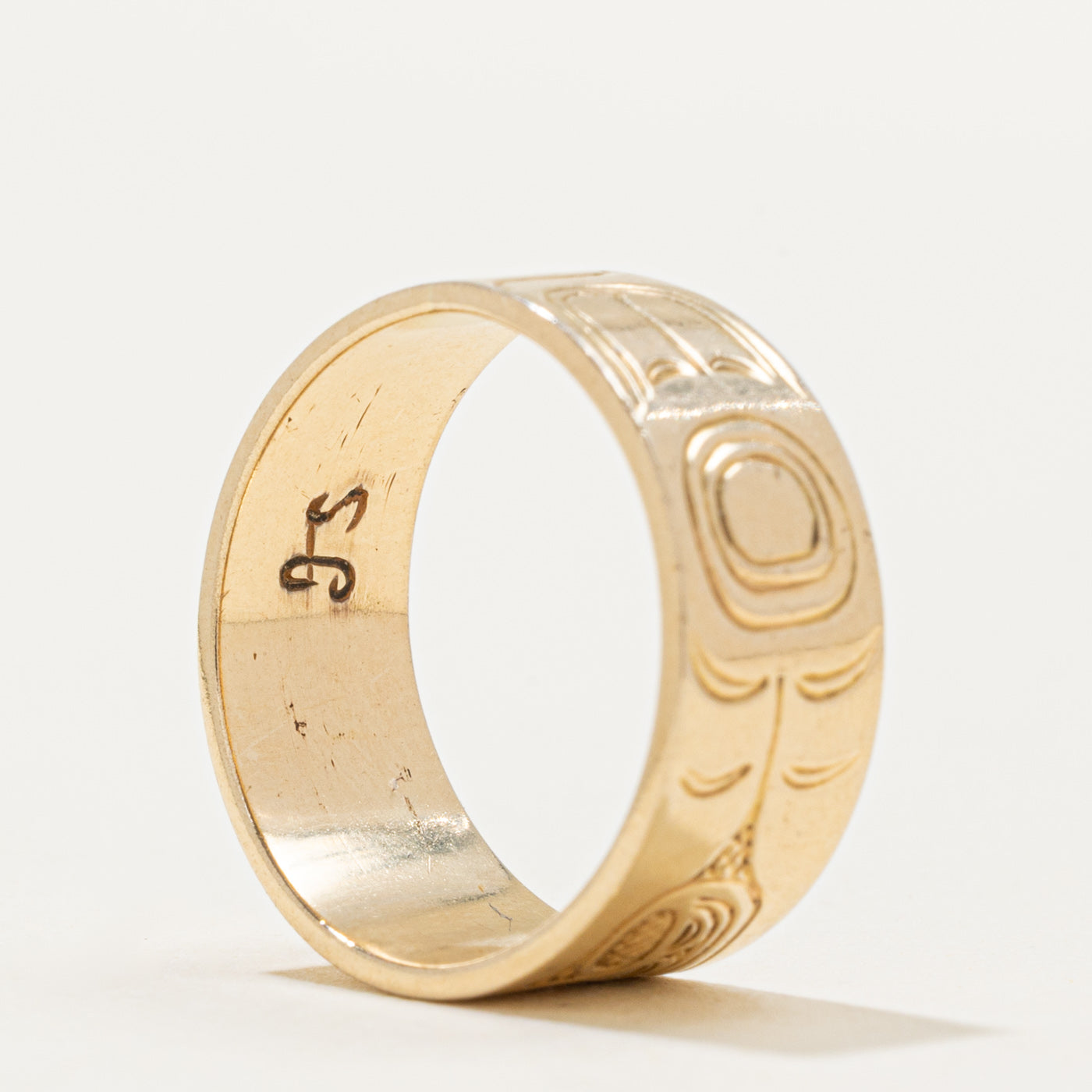 14k Yellow Gold Indigenous Carved Bird Ring | SZ 7.25